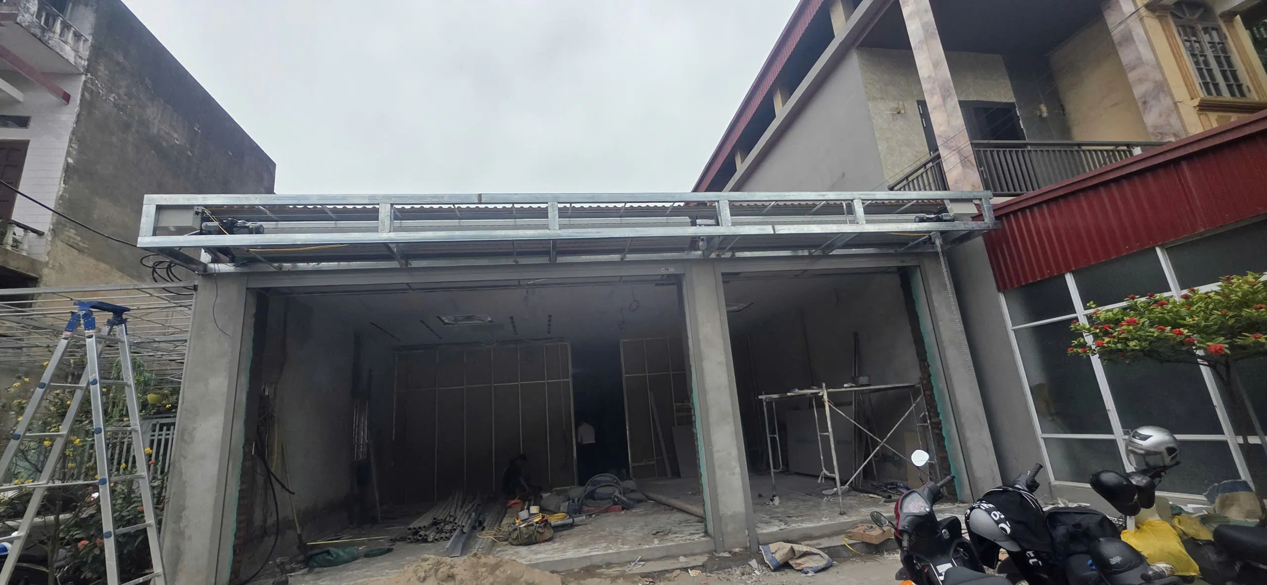 Cửa Cuốn Khe Thoáng Cao Cấp Cho Nhà Phố, Biệt Thự, Gara
