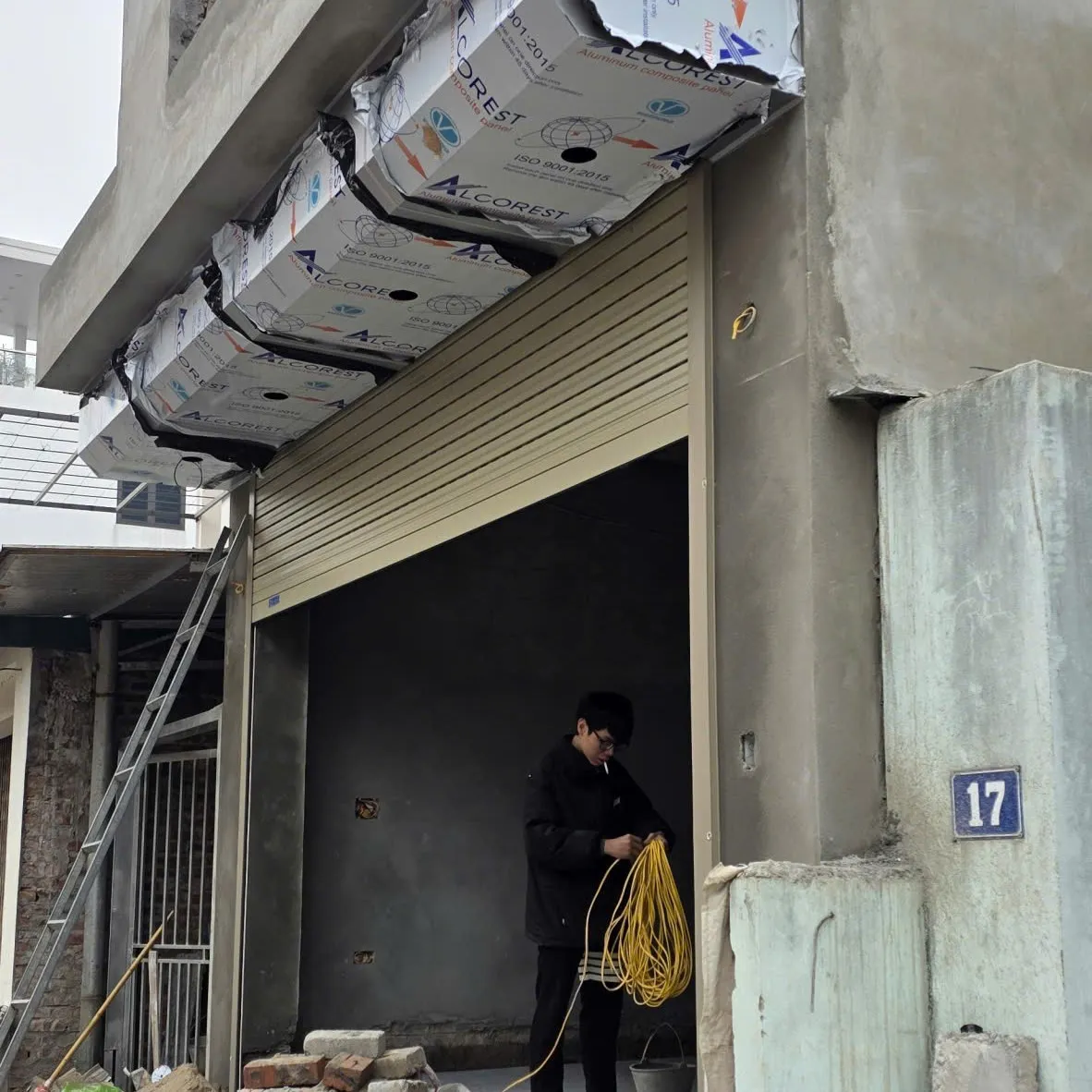 Dịch Vụ Lắp Đặt Cửa Cuốn Uy Tín – Giá Tốt, Thi Công Nhanh